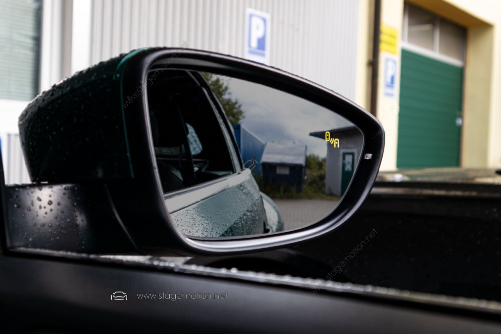 Sensor de ángulo muerto con asistente de aparcamiento para VW New Beetle 5C