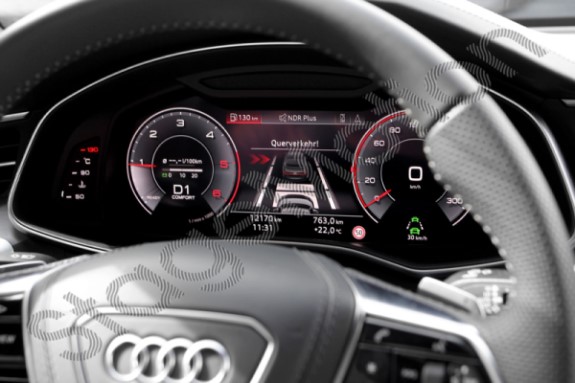 Asistente de intersección para Audi A7 4K