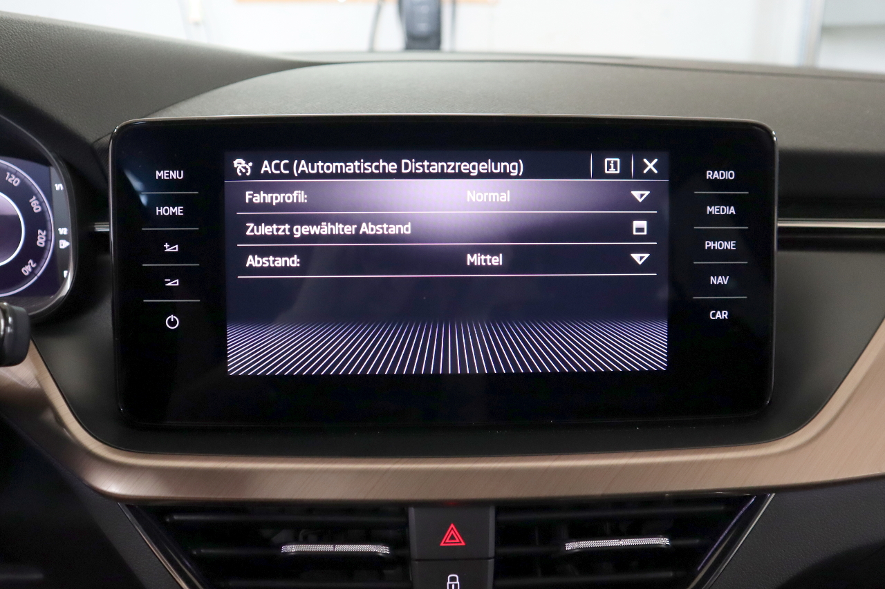 Control automático de distancia (ACC) para Skoda Kamiq NW4